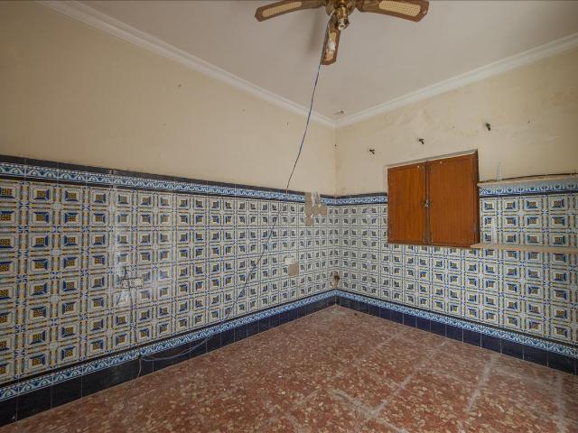 Casa en venta en Paterna del Campo, Huelva en Calle Huelva