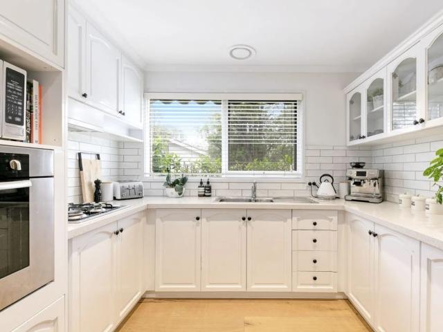 house 13/193 197 Mount Eliza Way, Mount Eliza
