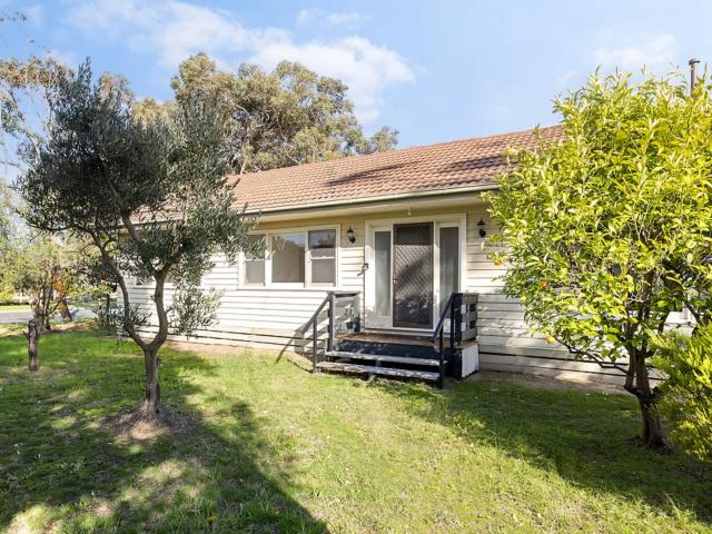 house 131 Dromana Parade, Safety Beach