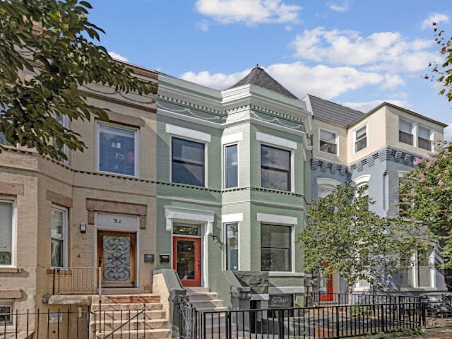 House with terrace