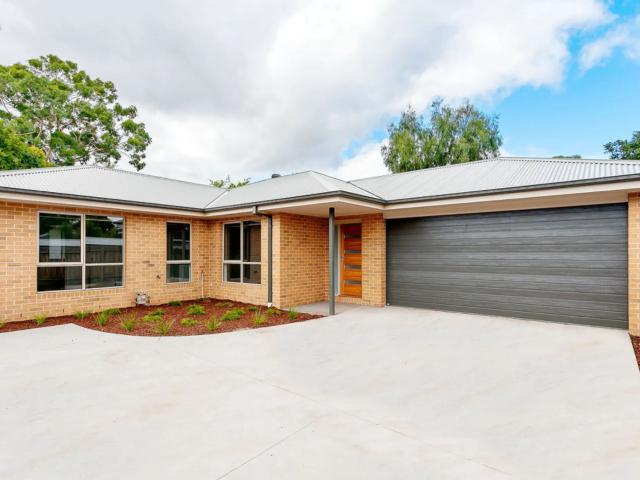 house 140A Lomond Avenue, Kilsyth