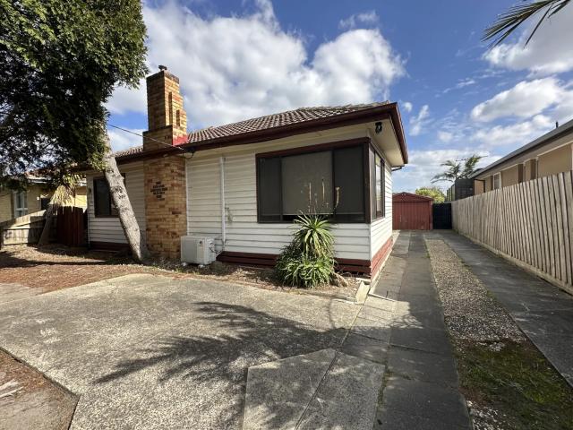 house 14 Belmont Avenue, Dandenong North