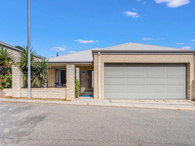 1/6 Valley Road, Halls Head