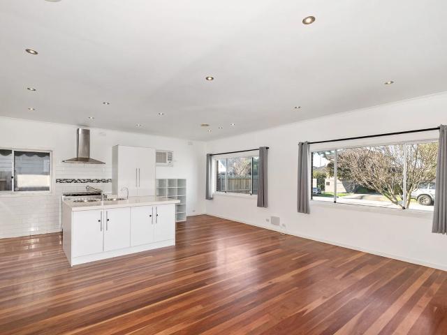house 16 Ivan Avenue, Edithvale