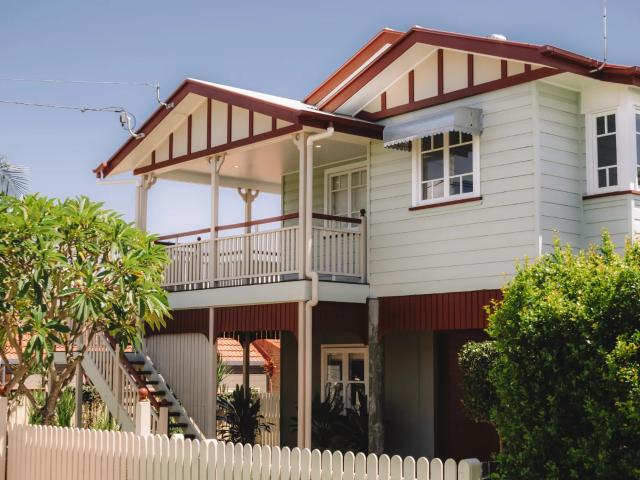 house 16 Steven Street, Redcliffe