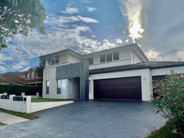 house 18 Jupiter Road, Kellyville
