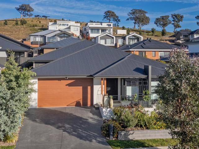 house 192 Glenrock Drive, Googong