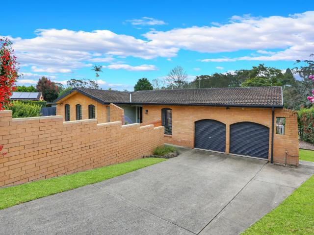 house 19 Glen Street, Galston