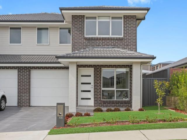 house 19b Chesham Avenue, Oran Park