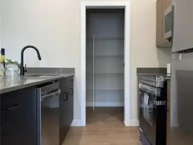House 1 Bedroom For Rent East Selkirk MB 1325 ELS103958744