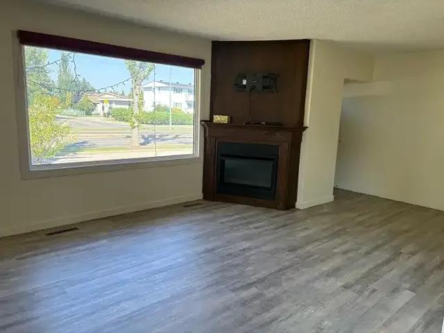 House 1 Bedroom For Rent Edmonton AB 2200 ES105581041