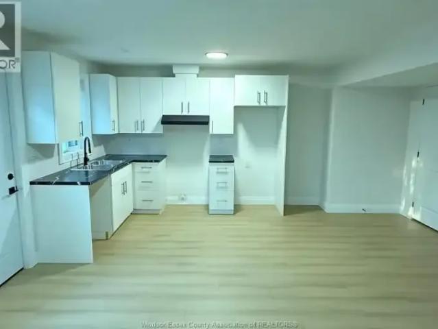 House 1 Bedroom For Rent Windsor ON 750 ES104895161