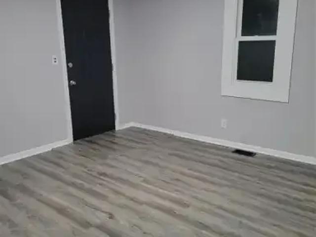 House 1 Bedroom For Rent Windsor ON 975 ES104876982