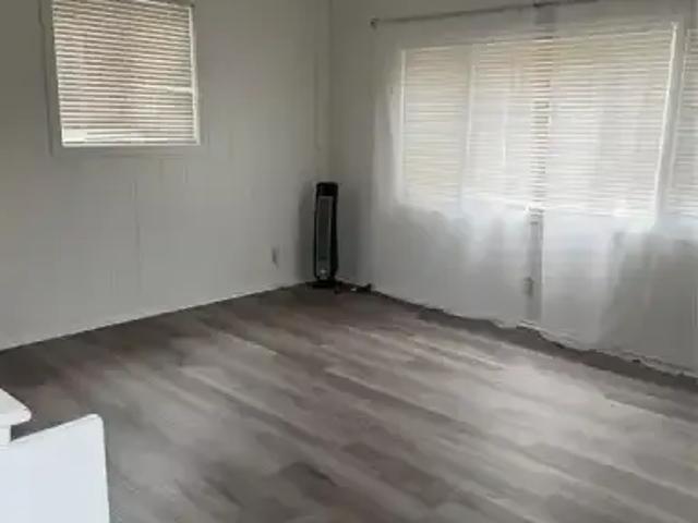 House 1 Bedroom For Rent Windsor ON 1450 ES105602152
