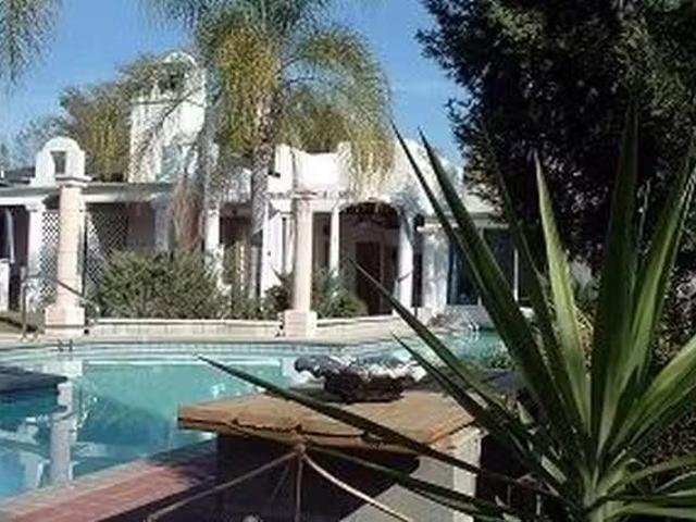 House 1 bedrooms in Brooksville