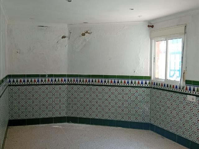 Casa en venta en Algeciras, Cádiz en Calle Sierra Aracena
