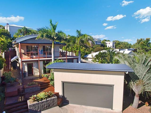 house 21 Resolute Street, Sunrise Beach