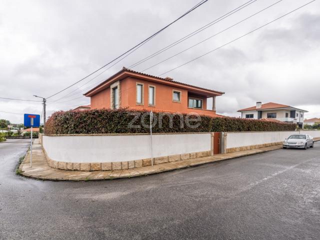 House 220 m2 Guimarães