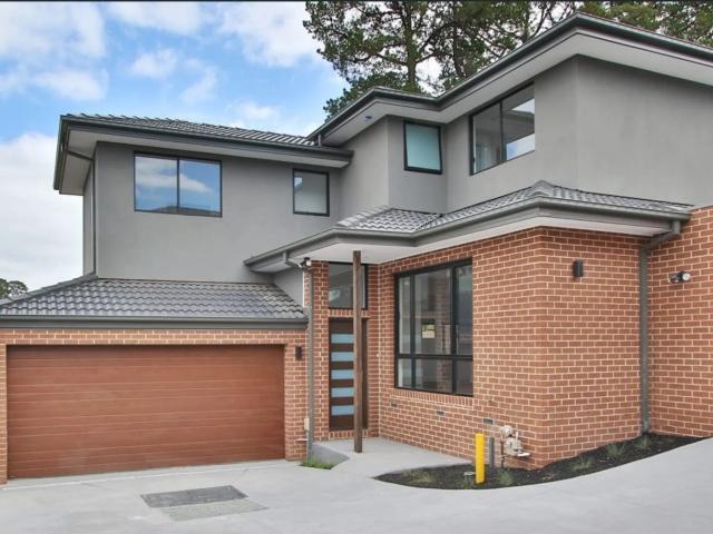 house 2/25 Florence Avenue Donvale VIC 3111, Donvale