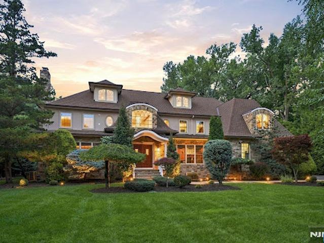House with garden and terrace