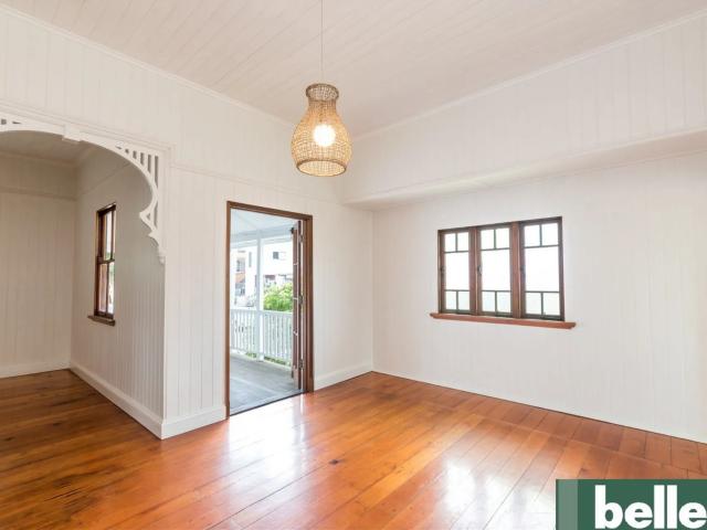 house 27 Bardsley Avenue, Greenslopes