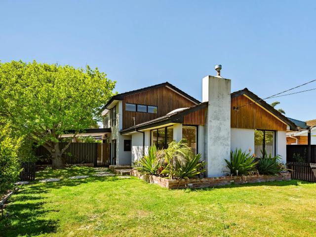 house 24 Mahoney Crescent, Seaford