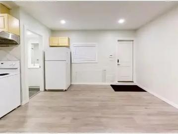 House 2 Bedroom For Rent Coquitlam BC 2500 ES103151790
