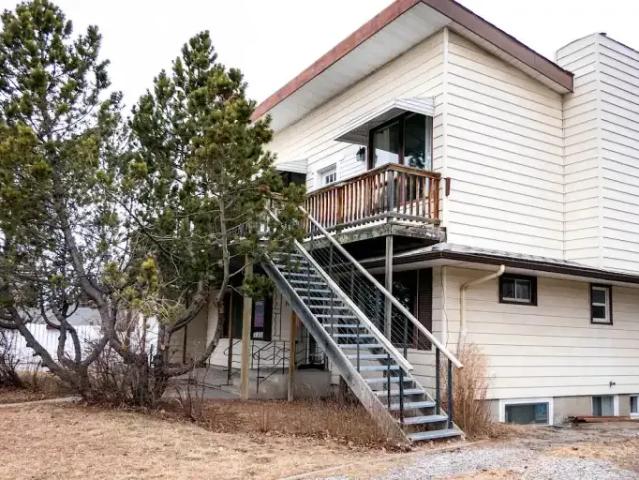 House 2 Bedroom For Rent Calgary AB 1995 ES105505881