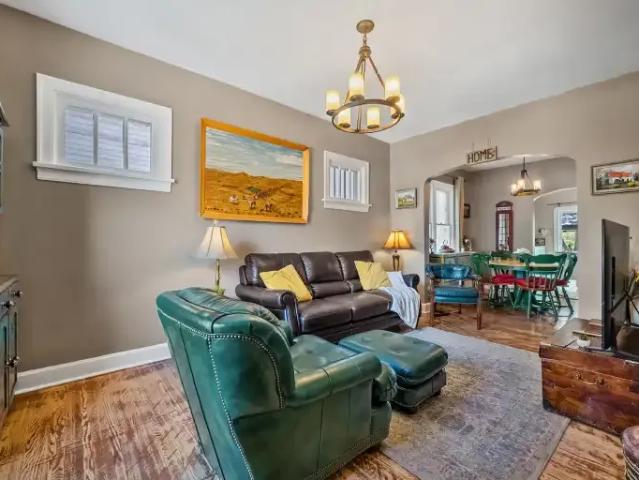 House 2 Bedroom For Rent Calgary AB 3000 ES105135519