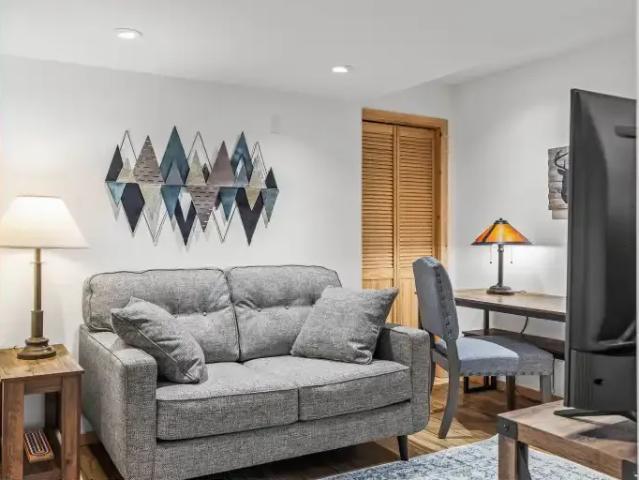 House 2 Bedroom For Rent Canmore AB 4300 ES104681479