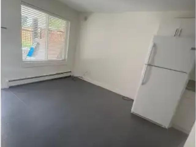 House 2 Bedroom For Rent Abbotsford BC 3500 ES104322377