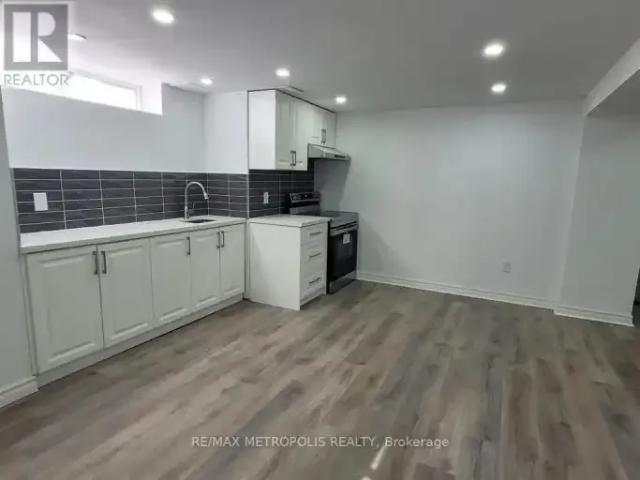 House 2 Bedroom For Rent Ajax ON 1700 ES105411009