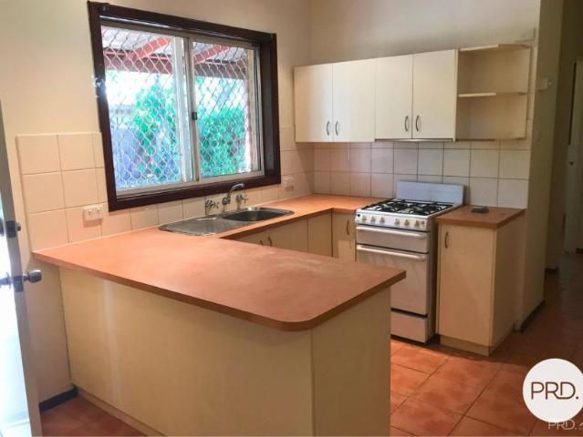House 2 Bedroom For Rent BROOME WA ES105944899