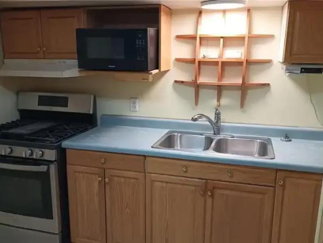 House 2 Bedroom For Rent Guelph ON 1950 ES103740010