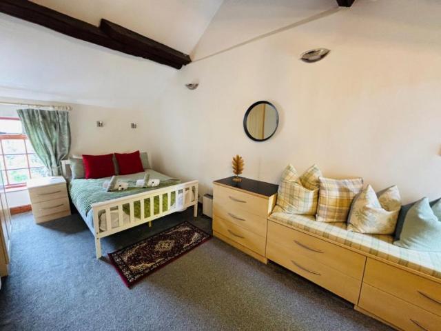 House 2 Bedroom For Rent Derby Derby 1980 ES105742602