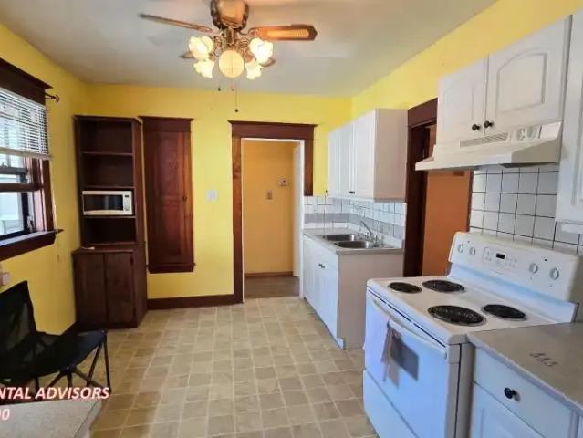 House 2 Bedroom For Rent Edmonton AB 1395 ES105150952