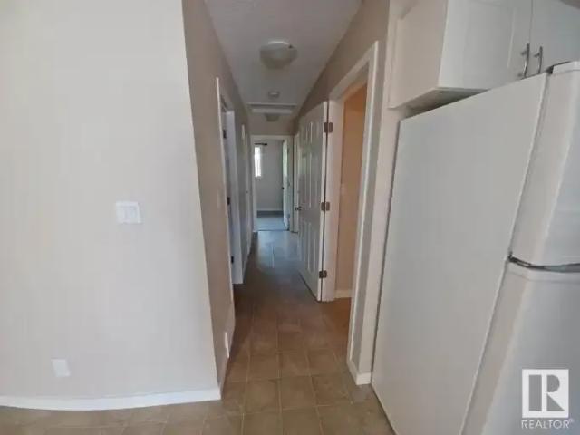 House 2 Bedroom For Rent Edmonton AB 1325 ES105378360