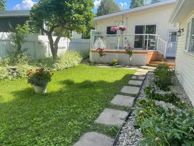 House 2 Bedroom For Rent Edmonton AB 1600 ES104362763
