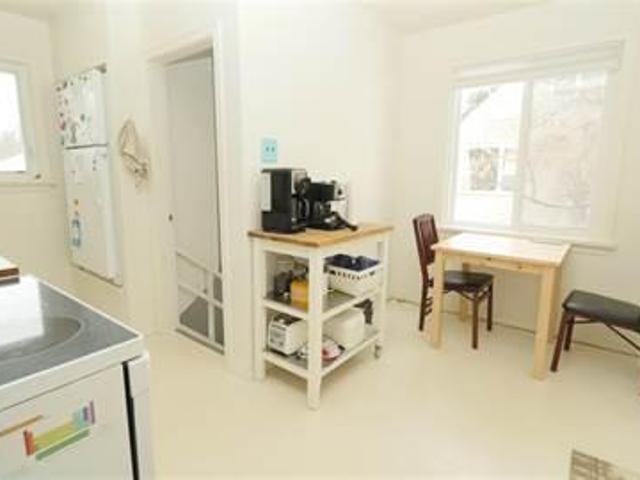 House 2 Bedroom For Rent Edmonton AB 1700 ES104939470