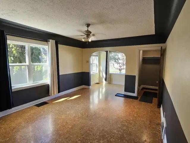 House 2 Bedroom For Rent Edmonton AB 1800 ES105234834
