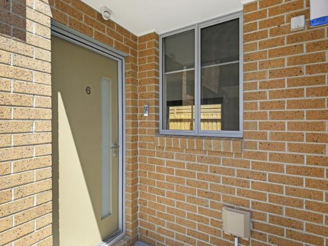 House 2 Bedroom For Rent Fairfield VIC 790 ES105863198