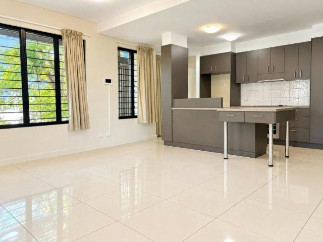 House 2 Bedroom For Rent Karama NT 650 ES106083981