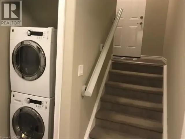 House 2 Bedroom For Rent Kitchener ON 1850 ES102339153