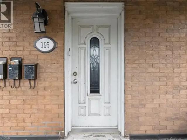 House 2 Bedroom For Rent Kitchener ON 2400 ES102811700