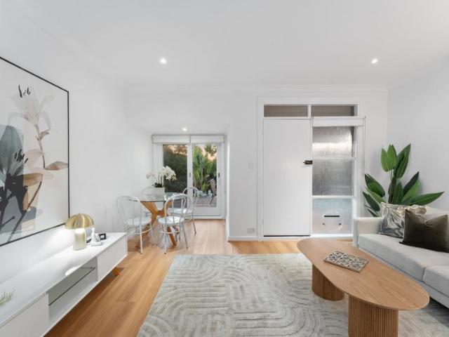 House 2 Bedroom For Rent Heidelberg West VIC ES105819947