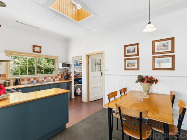 House 2 Bedroom For Rent Hepburn Springs VIC ES101583080