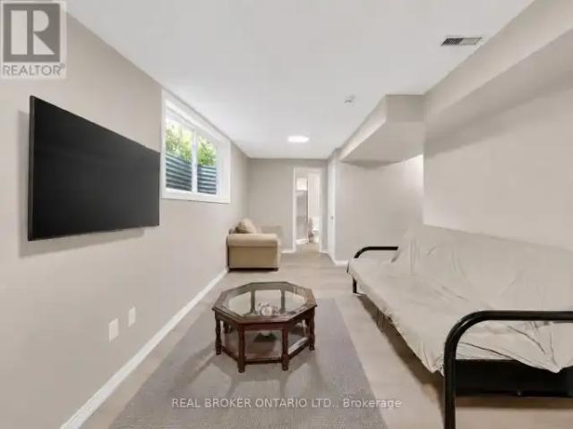 House 2 Bedroom For Rent Innisfil ON 1750 ELS105249055