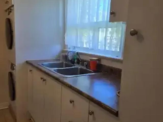House 2 Bedroom For Rent Innisfil ON 2500 ES105554543