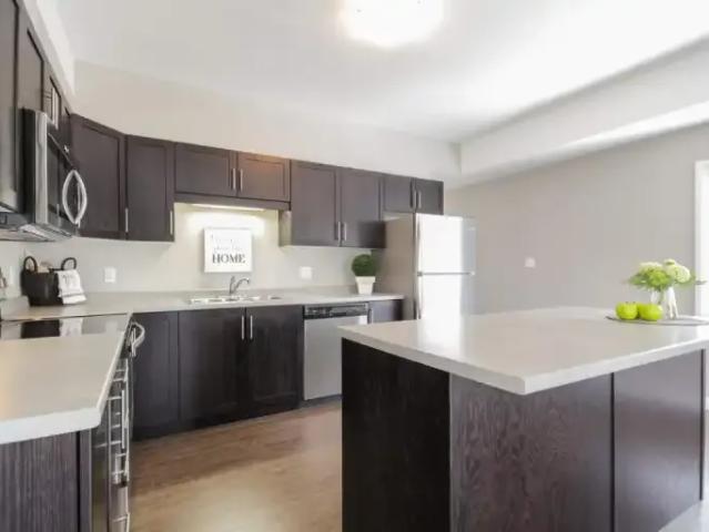 House 2 Bedroom For Rent Orillia ON 2475 ES98746722