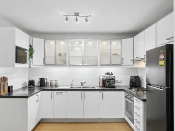 House 2 Bedroom For Rent Leederville WA ES102472465